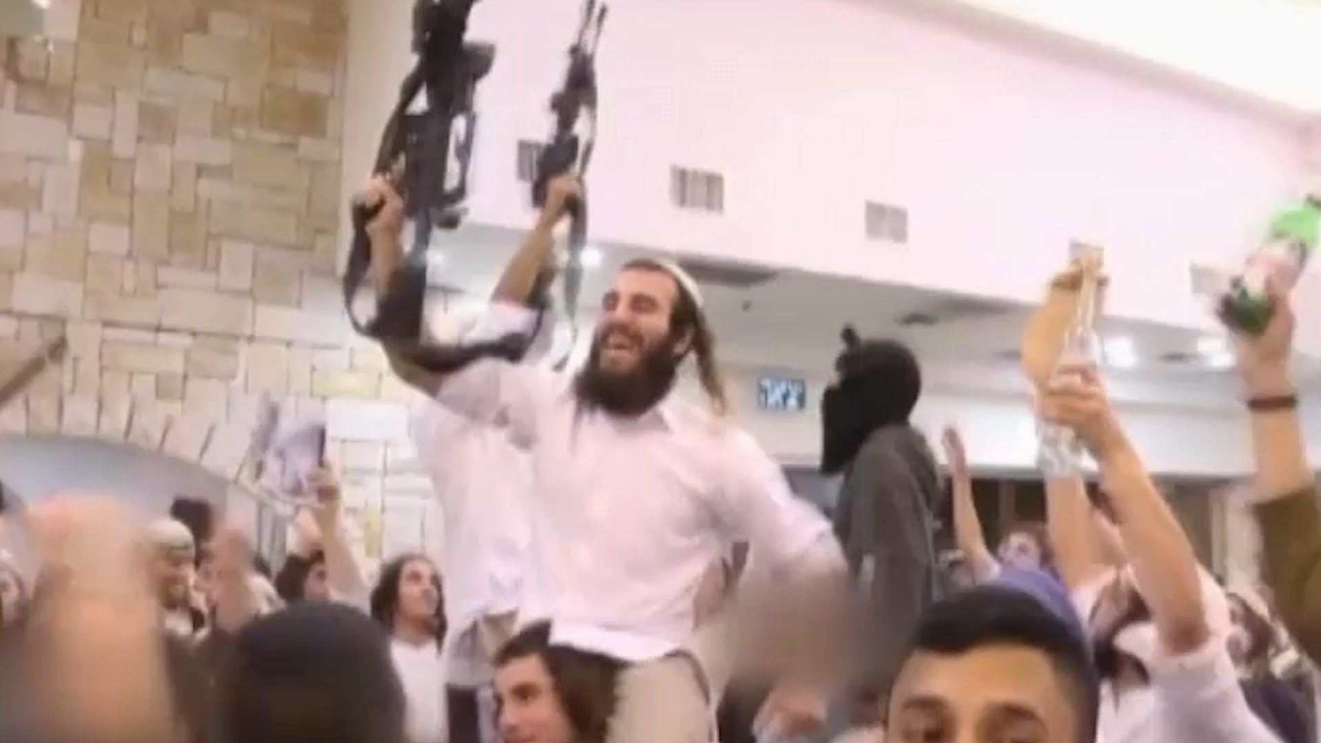 ×—×ª×•× ×ª ×